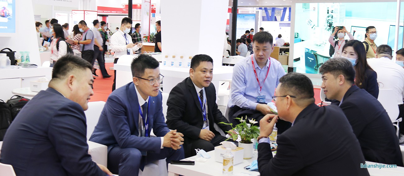 海科新源亮相2021CIBF帶來(lái)電解液溶劑解決方案 ??菩略戳料?021CIBF帶來(lái)電解液溶劑解決方案